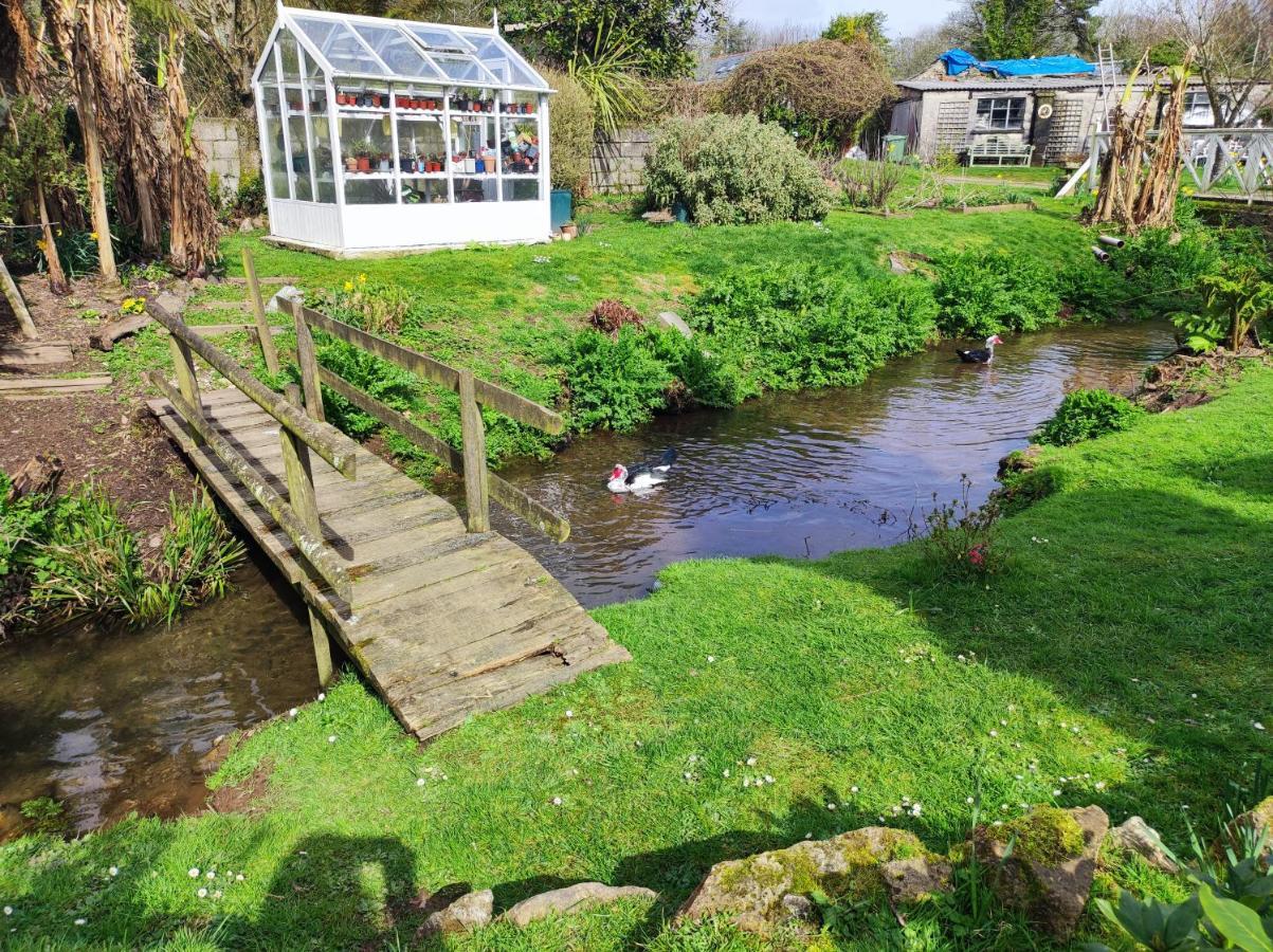 Pleasant Streams Barn Bed & Breakfast St Austell Ngoại thất bức ảnh